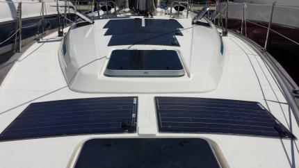 Фотоволтаични панели за яхта